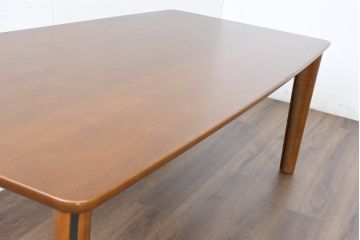 中古　美品　オーク材　シラカワ(Shirakawa)　シンプルで温もりある空間を演出するDテーブル(ダイニングテーブル、4人掛け、6人掛け、4P、6P)(定価推定約23万円)(R-083607)