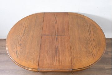 中古　美品　三越家具(現カントリーハウス)　Brugge(ブルージュ)　クラシカルな佇まいが魅力の伸長式ラウンドテーブル(ダイニングテーブル、エクステンションテーブル、丸テーブル、4人掛け、2人掛け、4人用、2人用、食卓)(R-083608)