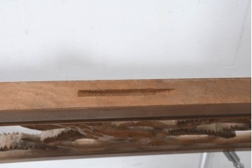 和製ヴィンテージ　昭和中期　松に鶴の図の両面彫刻を施した欄間2枚セット　(R-083615)