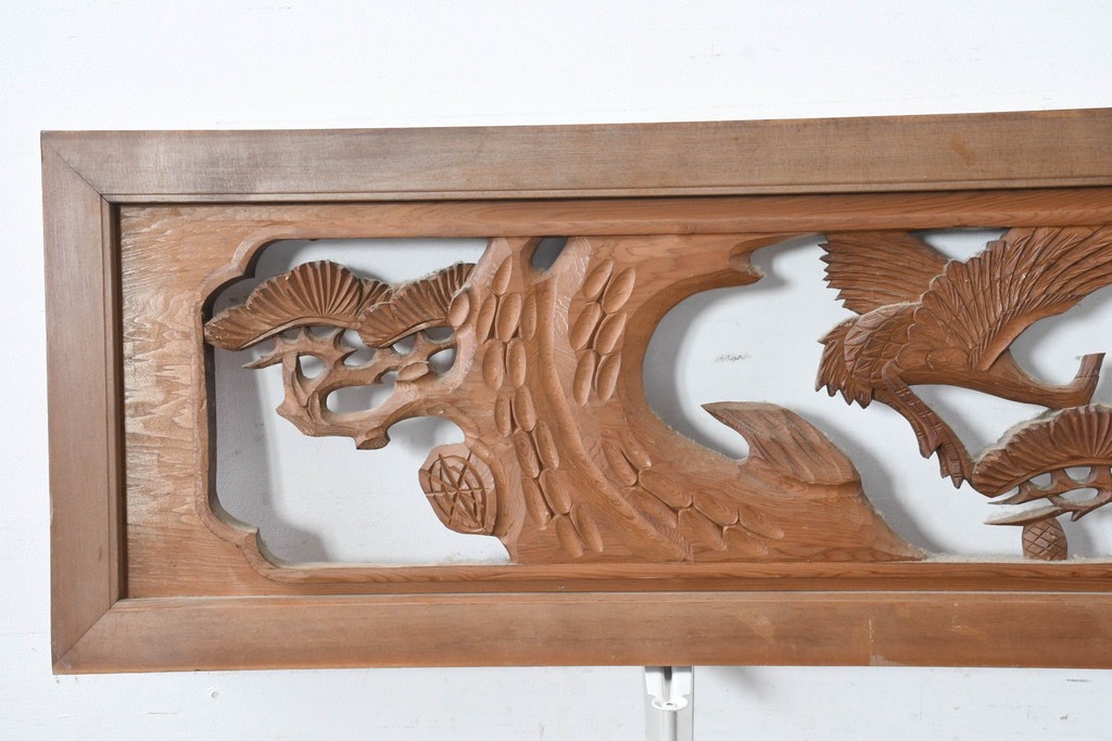 和製ヴィンテージ　昭和中期　松に鶴の図の両面彫刻を施した欄間2枚セット　(R-083615)