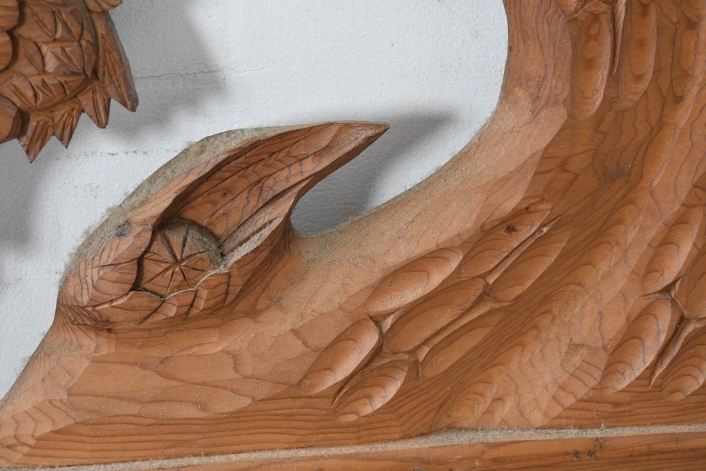 和製ヴィンテージ　昭和中期　松に鶴の図の両面彫刻を施した欄間2枚セット　(R-083615)