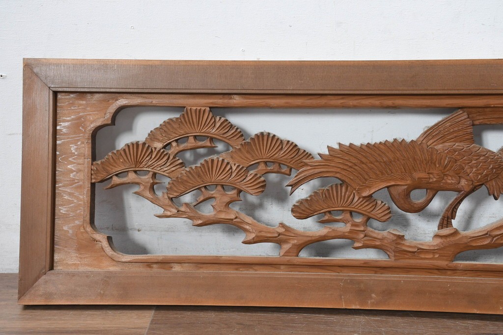 和製ヴィンテージ　昭和中期　松に鶴の図の両面彫刻を施した欄間2枚セット　(R-083615)