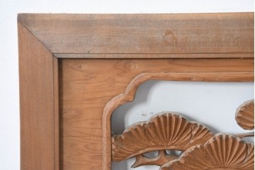 和製ヴィンテージ　昭和中期　松に鶴の図の両面彫刻を施した欄間2枚セット　(R-083615)