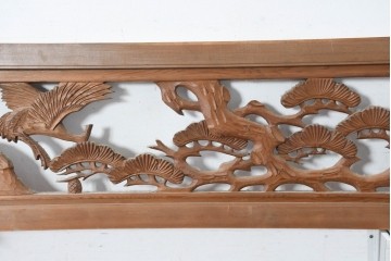 和製ヴィンテージ　昭和中期　松に鶴の図の両面彫刻を施した欄間2枚セット　(R-083615)