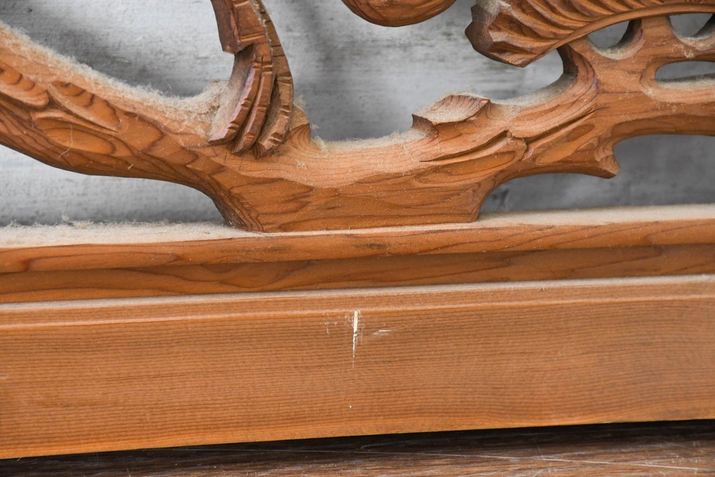 和製ヴィンテージ　昭和中期　松に鶴の図の両面彫刻を施した欄間2枚セット　(R-083615)