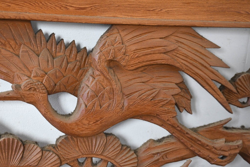 和製ヴィンテージ　昭和中期　松に鶴の図の彫刻を施した両面彫刻の欄間2枚セット　(R-083616)