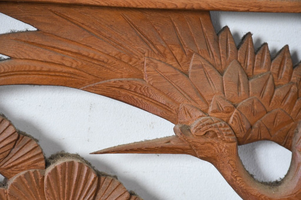 和製ヴィンテージ　昭和中期　松に鶴の図の彫刻を施した両面彫刻の欄間2枚セット　(R-083616)