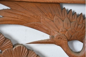 和製ヴィンテージ　昭和中期　松に鶴の図の彫刻を施した両面彫刻の欄間2枚セット　(R-083616)