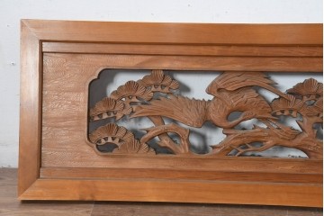 和製ヴィンテージ　昭和中期　松に鶴の図の彫刻を施した両面彫刻の欄間2枚セット　(R-083616)
