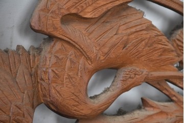 和製ヴィンテージ　昭和中期　松に鶴の図の彫刻を施した両面彫刻の欄間2枚セット　(R-083616)