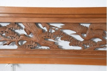 和製ヴィンテージ　昭和中期　松に鶴の図の彫刻を施した両面彫刻の欄間2枚セット　(R-083616)