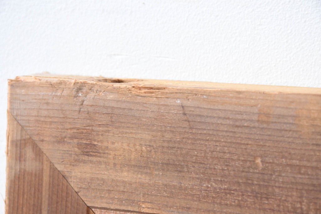 和製ヴィンテージ　昭和中期　松竹梅の縁起物の彫刻を施した片面ガラスの欄間2枚セット　(R-083617)