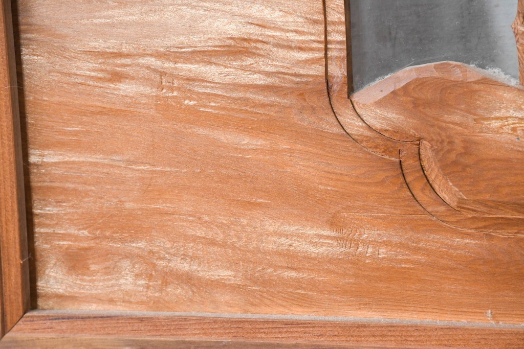 和製ヴィンテージ　昭和中期　松竹梅の縁起物の彫刻を施した片面ガラスの欄間2枚セット　(R-083617)