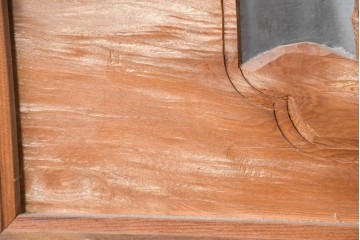 和製ヴィンテージ　昭和中期　松竹梅の縁起物の彫刻を施した片面ガラスの欄間2枚セット　(R-083617)