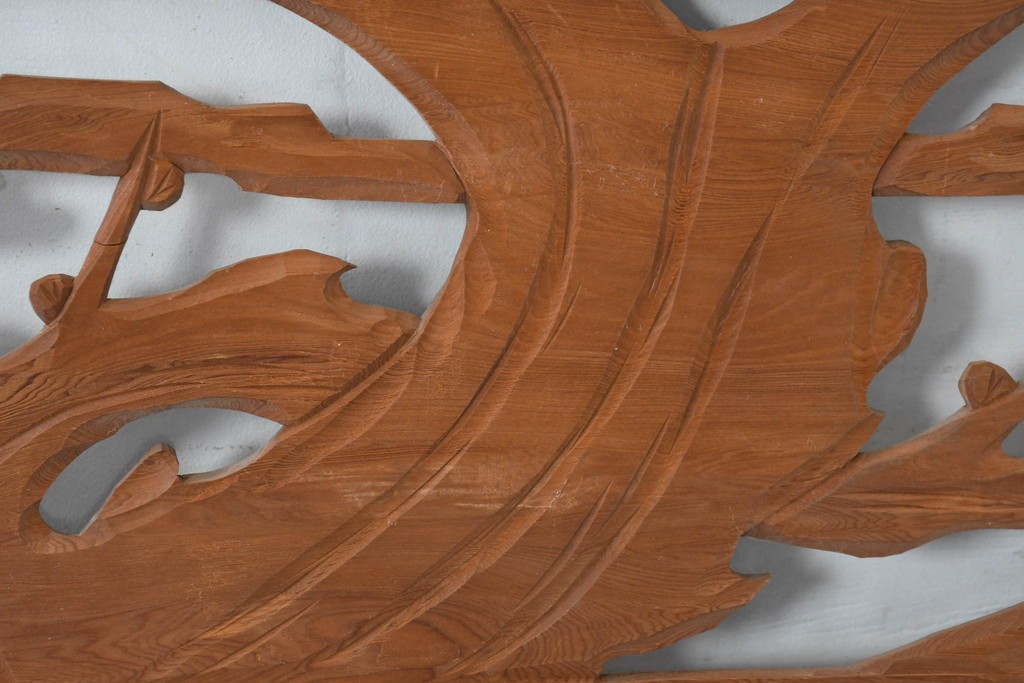 和製ヴィンテージ　昭和中期　松竹梅の縁起物の彫刻を施した片面ガラスの欄間2枚セット　(R-083617)