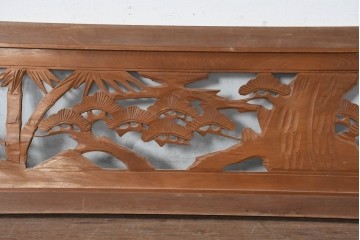 和製ヴィンテージ　昭和中期　松竹梅の縁起物の彫刻を施した片面ガラスの欄間2枚セット　(R-083617)