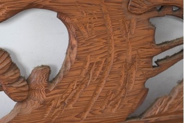 和製ヴィンテージ　昭和中期　松に鶴の図の彫刻を施した両面彫刻の欄間2枚セット　(R-083618)