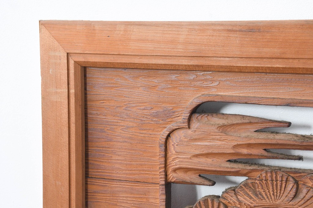 和製ヴィンテージ　昭和中期　松に鶴の図の彫刻を施した両面彫刻の欄間2枚セット　(R-083618)