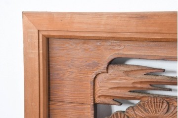 和製ヴィンテージ　昭和中期　松に鶴の図の彫刻を施した両面彫刻の欄間2枚セット　(R-083618)