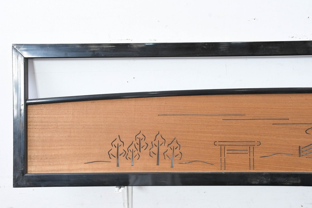 アンティーク建具　昭和初期　木立と鳥居の風景をモチーフにした透かし彫り入り欄間2枚セット　(R-083619)