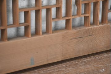 和製アンティーク　希少デザイン　変形紗綾形(さやがた)模様　美しいデザインの和モダン組子欄間1枚(明り取り、明かり取り、建具)(R-083621)