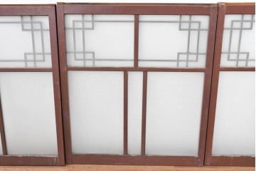 ヴィンテージ建具　昭和中期　幾何学文様が目を引くガラス窓4枚セット　(R-083622)