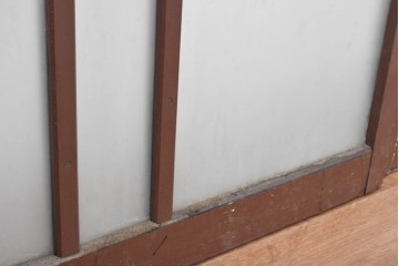 ヴィンテージ建具　昭和中期　幾何学文様が目を引くガラス窓4枚セット　(R-083622)