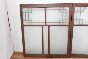 ヴィンテージ建具　昭和中期　幾何学文様が目を引くガラス窓4枚セット　(R-083622)