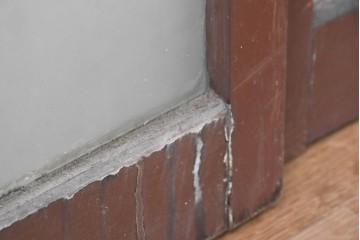 ヴィンテージ建具　昭和中期　幾何学文様が目を引くガラス窓4枚セット　(R-083622)