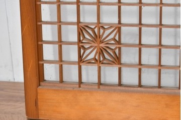 ヴィンテージ建具　昭和中期　麻の葉模様の組子細工が涼し気な片面ガラスの書院戸4枚セット　(R-083623)