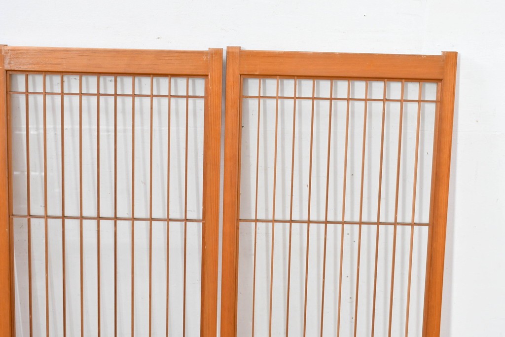 ヴィンテージ建具　昭和中期　麻の葉模様の組子細工が涼し気な片面ガラスの書院戸4枚セット　(R-083623)