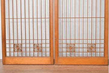 ヴィンテージ建具　昭和中期　麻の葉模様の組子細工が涼し気な片面ガラスの書院戸4枚セット　(R-083623)