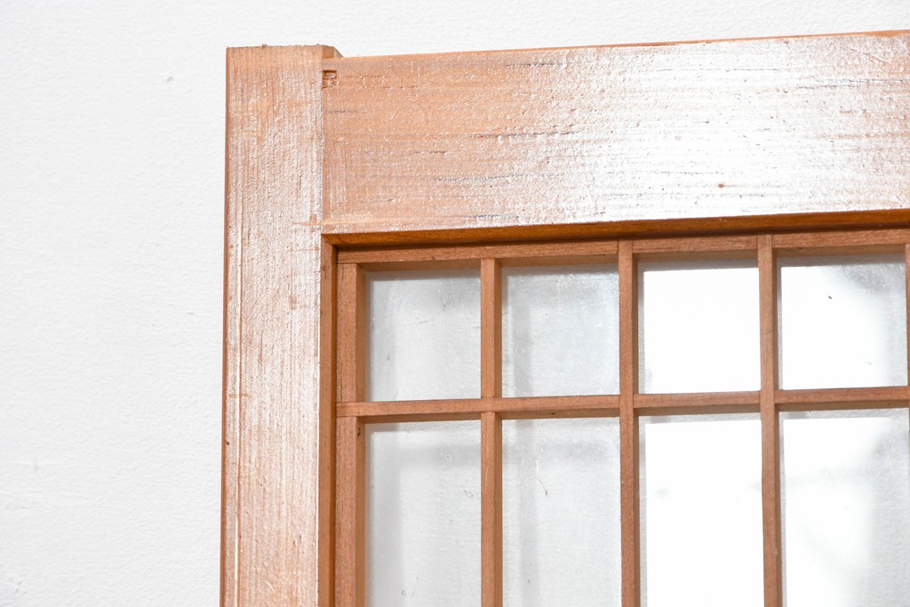 ヴィンテージ建具　昭和中期　麻の葉模様の組子細工が涼し気な片面ガラスの書院戸4枚セット　(R-083623)