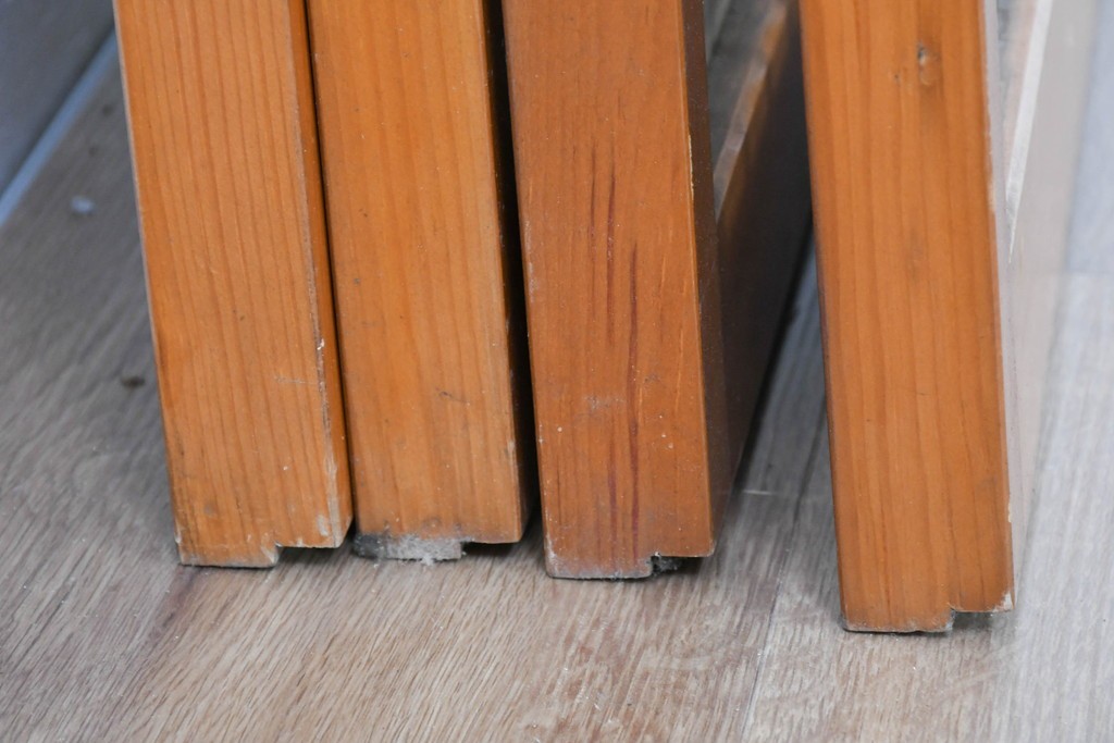 ヴィンテージ建具　昭和中期　麻の葉模様の組子細工が涼し気な片面ガラスの書院戸4枚セット　(R-083623)