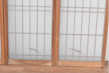 ヴィンテージ建具　昭和中期　片面ガラス　控えめな模様入り格子の書院戸4枚セット　(R-083624)