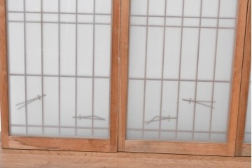 ヴィンテージ建具　昭和中期　片面ガラス　控えめな模様入り格子の書院戸4枚セット　(R-083624)