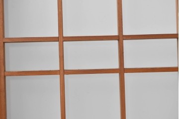 ヴィンテージ建具　昭和中期　片面ガラス　控えめな模様入り格子の書院戸4枚セット　(R-083624)