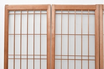 ヴィンテージ建具　昭和中期　片面ガラス　控えめな模様入り格子の書院戸4枚セット　(R-083624)