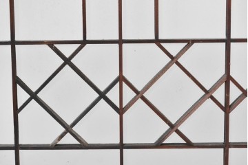 ヴィンテージ建具　昭和中期　幾何学模様が印象的なフィックス窓1枚　(R-083625)