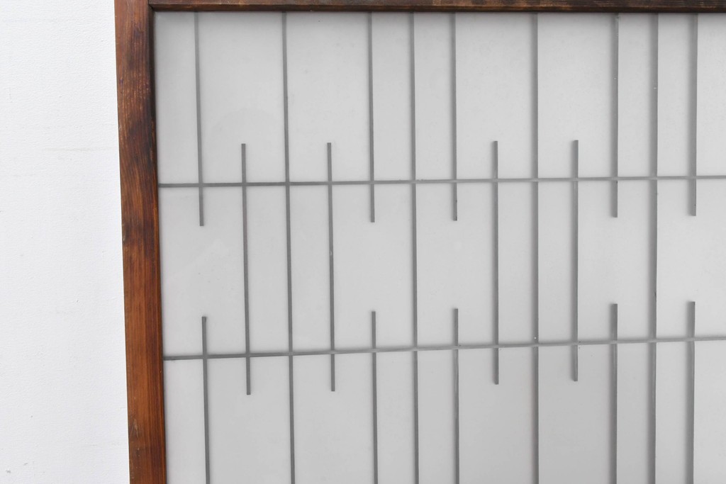 ヴィンテージ建具　昭和中期　幾何学模様が印象的なフィックス窓1枚　(R-083625)