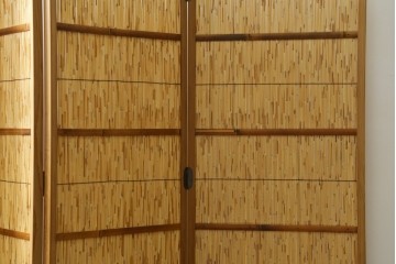 新古　未使用展示品　茶道具　優しい木の温もり溢れる6枚折りの花寄屏風　定価約21万円　(R-083626)