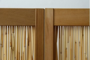 新古　未使用展示品　茶道具　優しい木の温もり溢れる6枚折りの花寄屏風　定価約21万円　(R-083626)