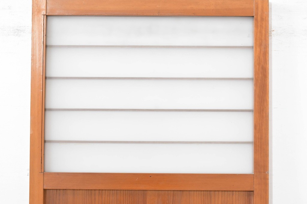 ヴィンテージ建具　昭和中期　上部のガラス窓がポイントの幅狭扉1枚　(R-083627)