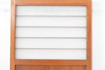 ヴィンテージ建具　昭和中期　上部のガラス窓がポイントの幅狭扉1枚　(R-083627)