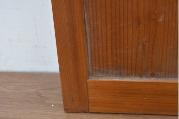 ヴィンテージ建具　昭和中期　上部のガラス窓がポイントの幅狭扉1枚　(R-083627)