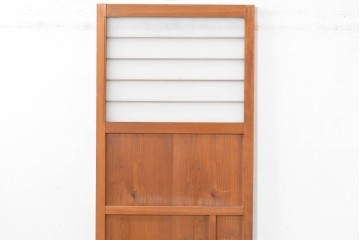 ヴィンテージ建具　昭和中期　上部のガラス窓がポイントの幅狭扉1枚　(R-083627)