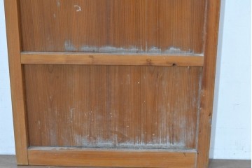 ヴィンテージ建具　昭和中期　上部のガラス窓がポイントの幅狭扉1枚　(R-083627)