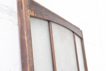 ヴィンテージ建具　昭和中期　上部のアーチがアクセント　作りの良いガラス戸1枚　(R-083628)