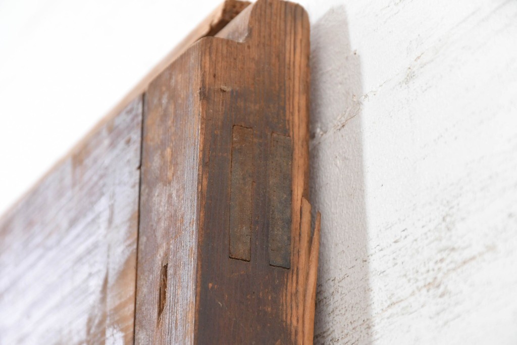 ヴィンテージ建具　昭和中期　上部のアーチがアクセント　作りの良いガラス戸1枚　(R-083628)