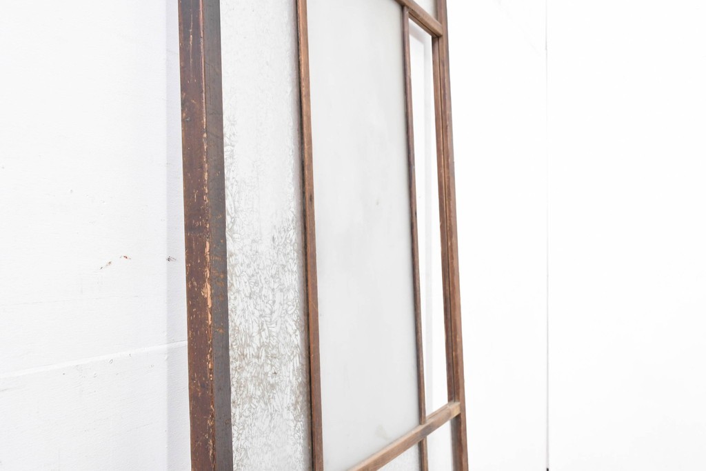 ヴィンテージ建具　昭和中期　上部のアーチがアクセント　作りの良いガラス戸1枚　(R-083628)